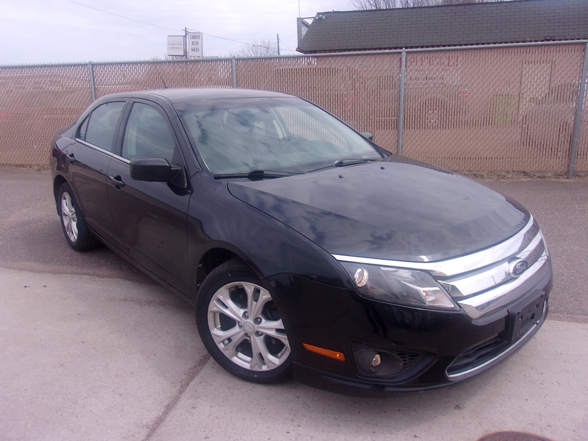 2012 Ford Fusion SE